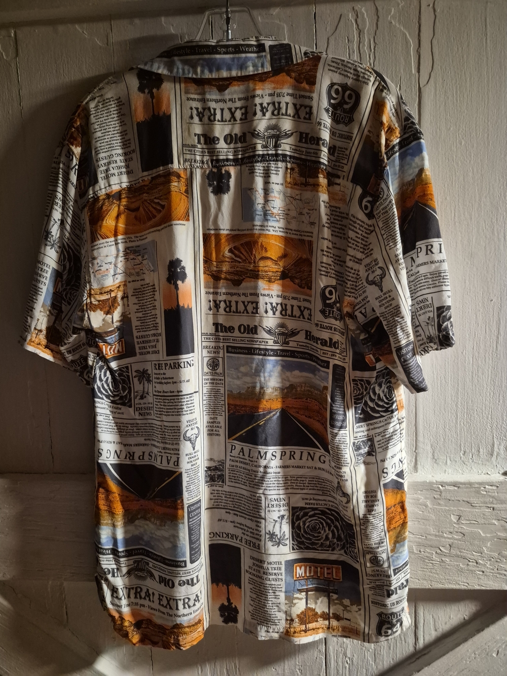 No Boundaries Men’s Medium Newspaper Route 66 Desert Scenic Print - Picture 4 of 4